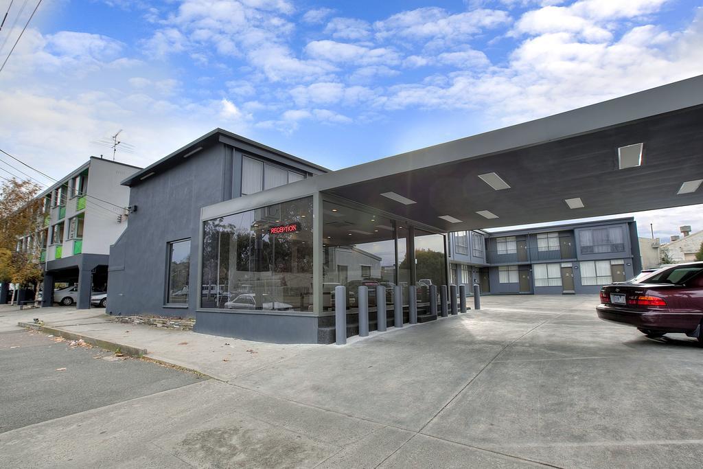 Melbourne'S Princes Park Hotel Exterior foto