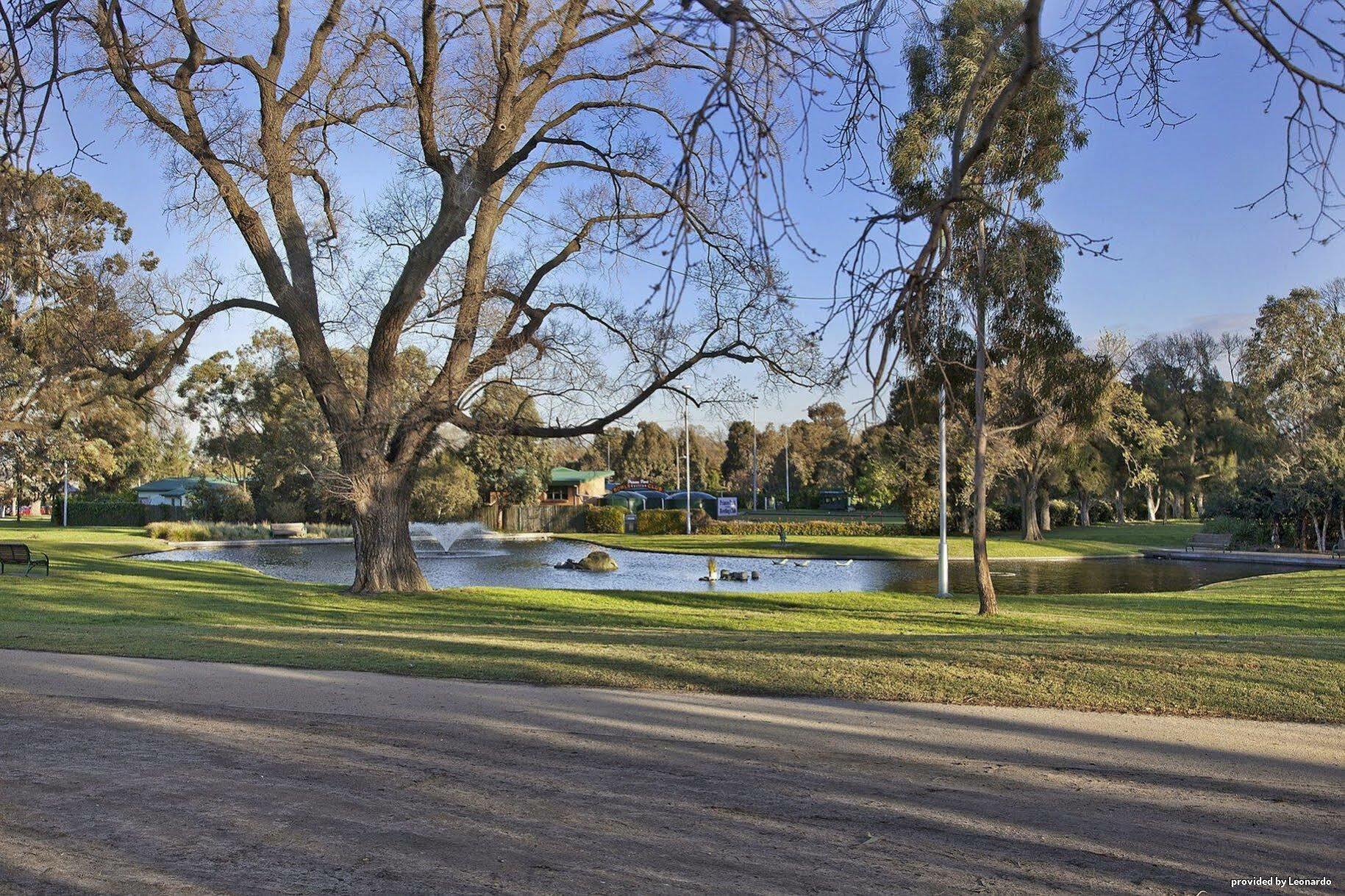 Melbourne'S Princes Park Hotel Instalações foto